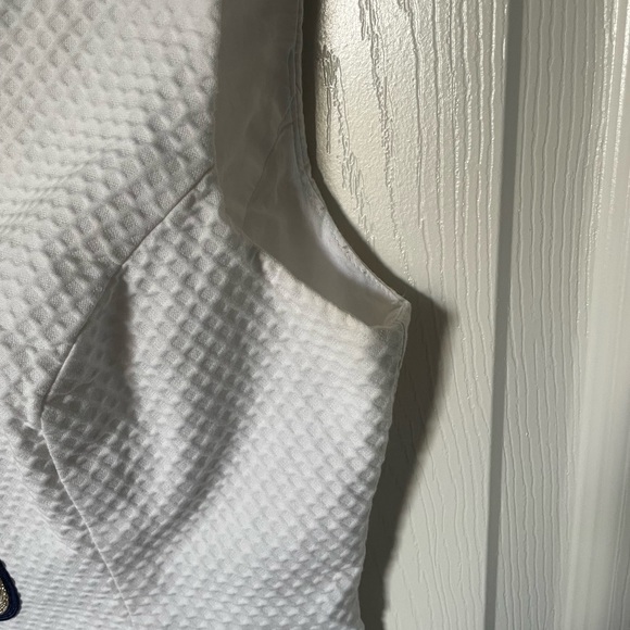 Lilly Pulitzer white and navy too | 6 - Picture 3 of 5